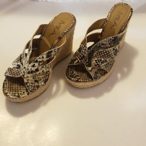 womans snake skin wedges size 7.5 MIA